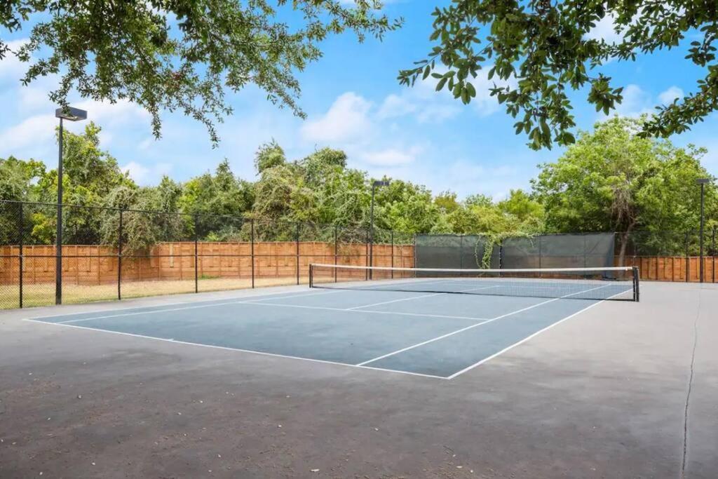 Apartamento 6 Min To Dt~Pool~Free Parking~2King Bed & 2Bath Austin Exterior foto