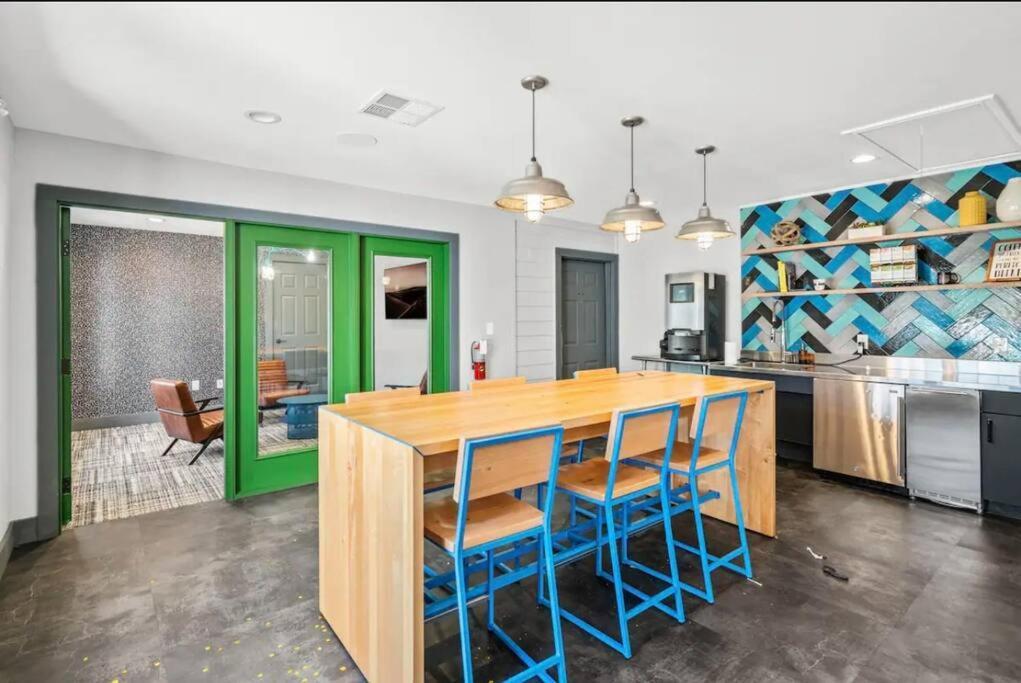 Apartamento 6 Min To Dt~Pool~Free Parking~2King Bed & 2Bath Austin Exterior foto