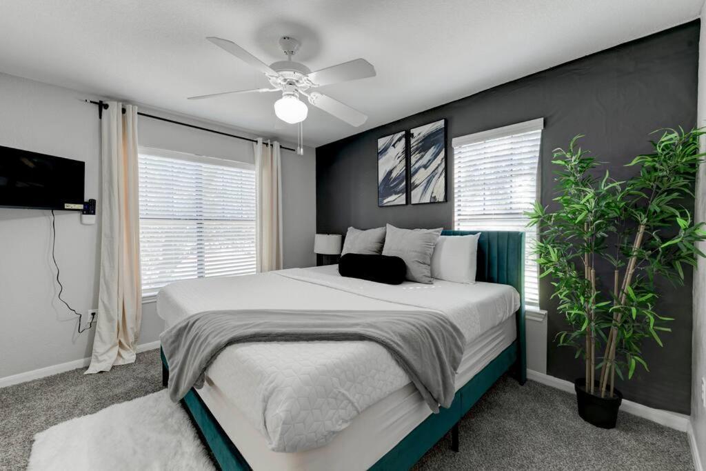 Apartamento 6 Min To Dt~Pool~Free Parking~2King Bed & 2Bath Austin Exterior foto